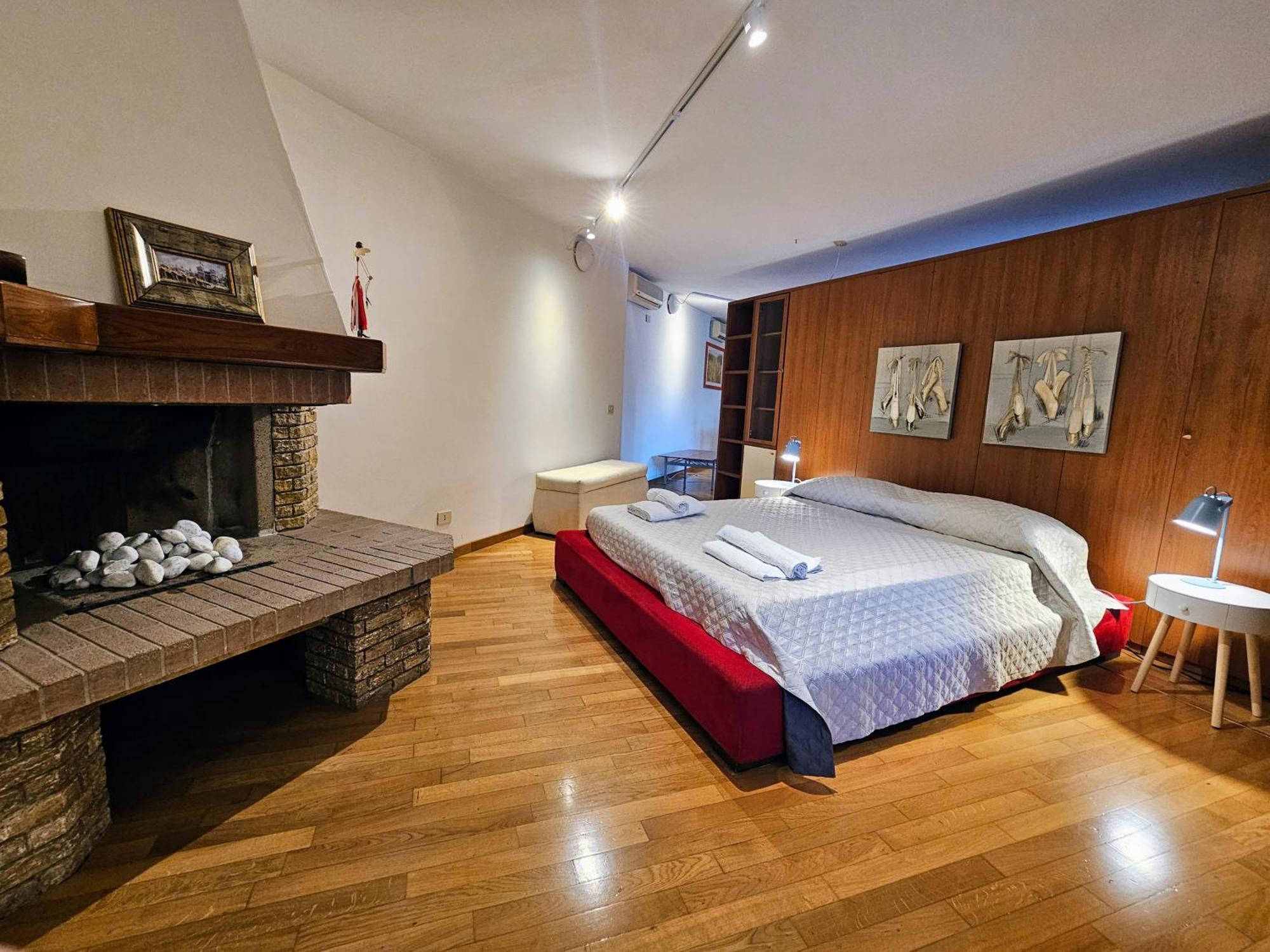 Ciaobari Apartment - Elegant 4 Bedrooms In The Heart Of Old Town ภายนอก รูปภาพ